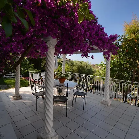 Il Paradiso Di Hyele Pensionat 3*
