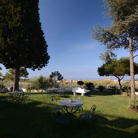 Il Paradiso Di Hyele Pensionat Ascea
