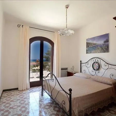 Il Paradiso Di Hyele 2* Ascea