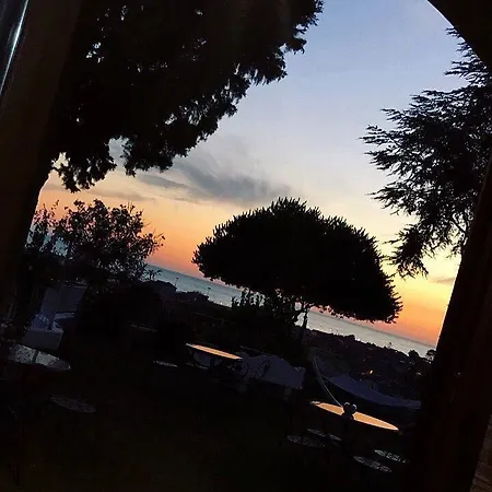 Il Paradiso Di Hyele 2*