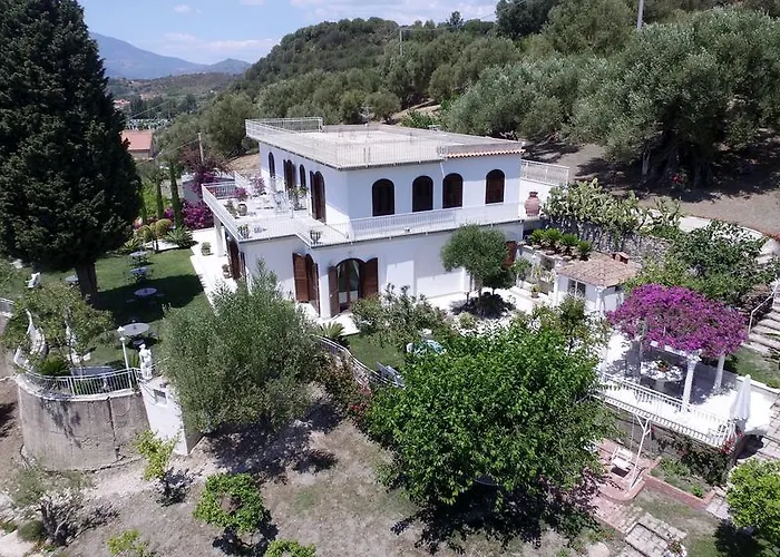 Il Paradiso Di Hyele